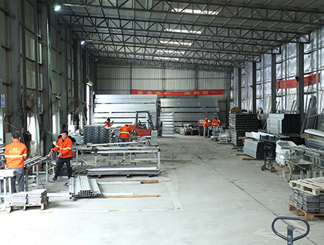 二廠(chǎng)生產(chǎn)車(chē)間