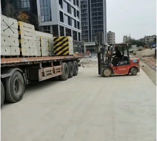 1716448663634250.png 圍擋基礎(chǔ)塊3.png